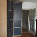 Bedroom In Central Geneva - Women Only